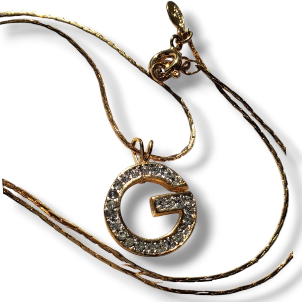 Vintage GIVENCHY 1981 Elegant Gold Authentic Pendant G Necklace - Picture 6 of 12